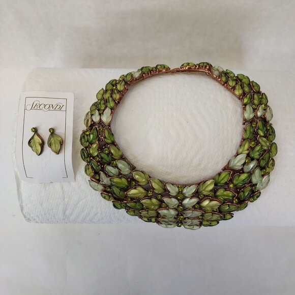 Vintage Copper Lucite Leaves Set Choker Necklace Post Earrings Green Rhinestone - Picture 2 of 16